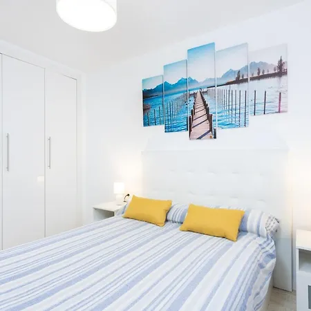 Caletillas Waves & Pool Daire