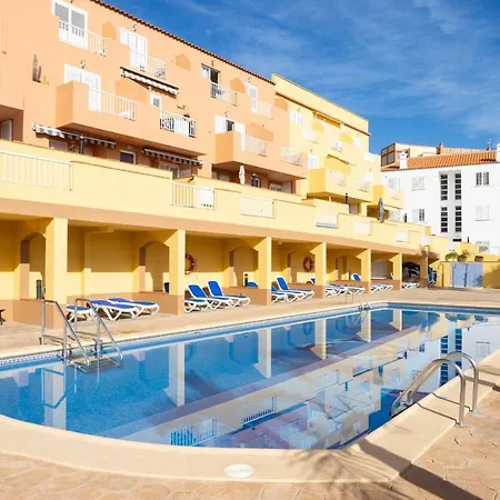 Caletillas Waves & Pool