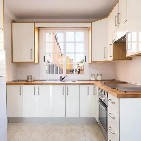 Caletillas Waves & Pool * Candelaria