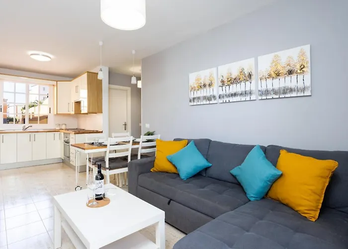 Caletillas Waves&pool * Candelaria